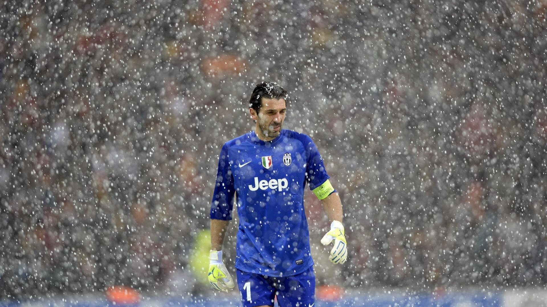 爱游戏电竞官网-德甲火力全开：攻势雷霆万钧！，德甲对抗